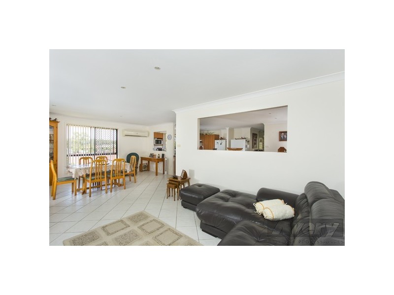 4 Casuarina Close, Toronto NSW 2283