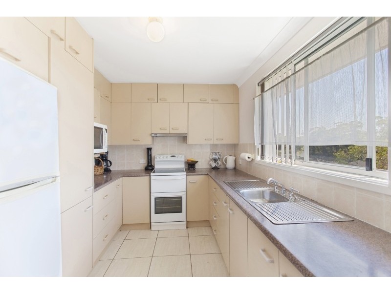 3 Honey Oak Drive, Toronto NSW 2283