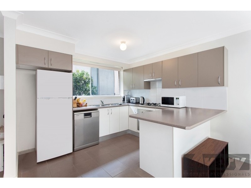 2/212 Brunker Road, Adamstown NSW 2289