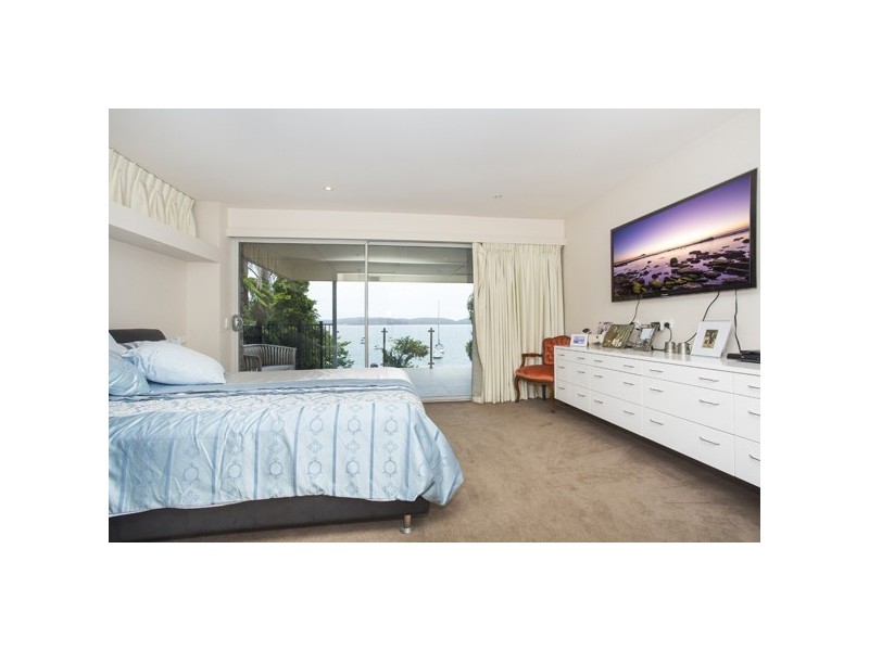 2 Bay Street, Toronto NSW 2283