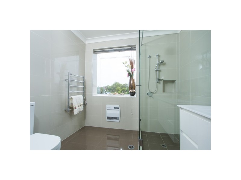 2 Bay Street, Toronto NSW 2283