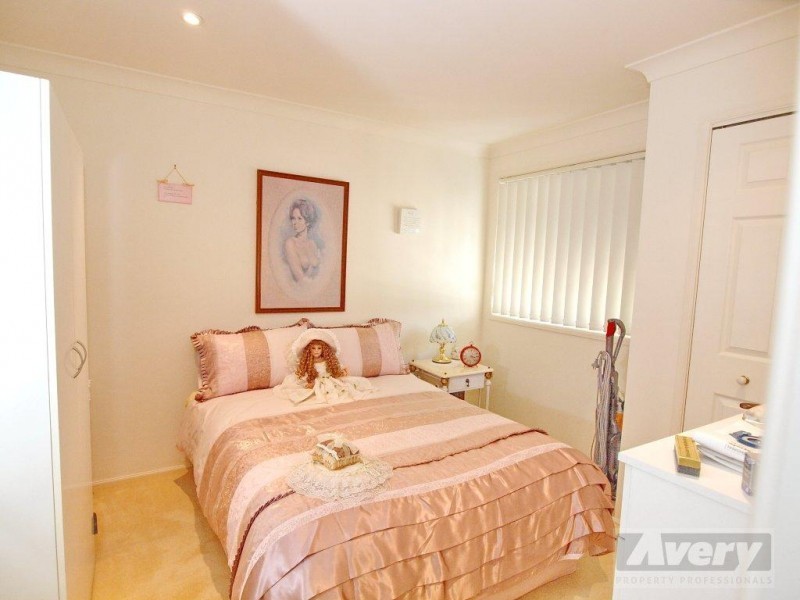 2 Grevillea Grove, Toronto NSW 2283