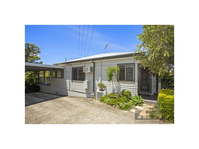 12 Prince Street, Fennell Bay NSW 2283