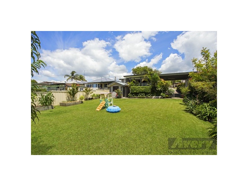 12 Prince Street, Fennell Bay NSW 2283