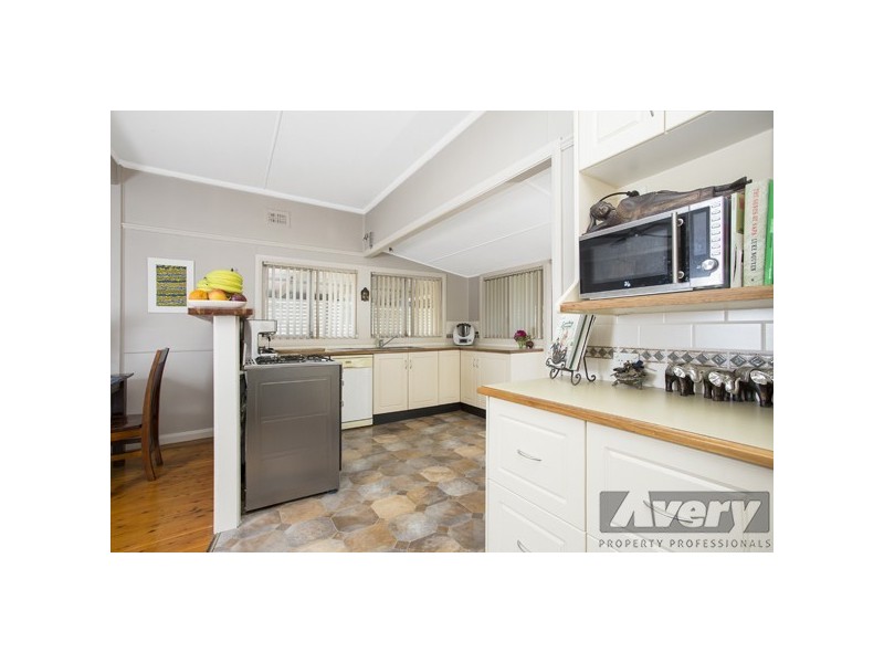 12 Prince Street, Fennell Bay NSW 2283