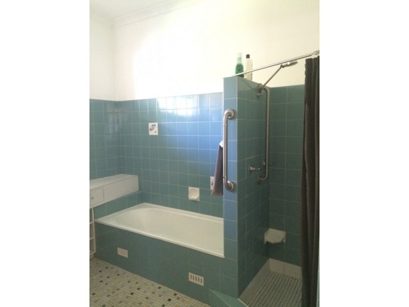 3 Moore Street, Toronto NSW 2283