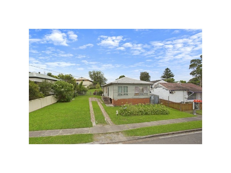 27 Ranclaud Street, Booragul NSW 2284