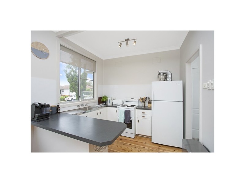 8 Warhurst Avenue, Toronto NSW 2283