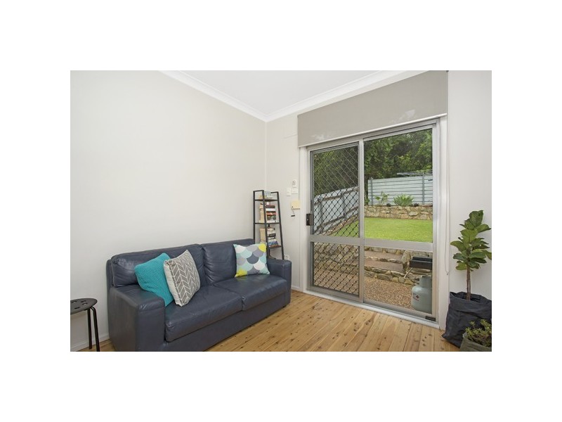 8 Warhurst Avenue, Toronto NSW 2283