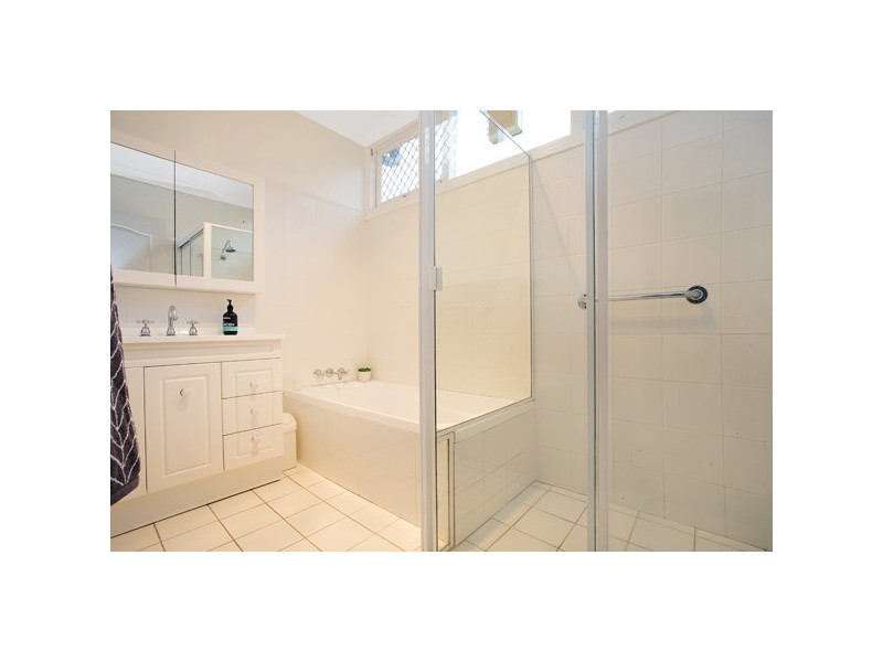 8 Warhurst Avenue, Toronto NSW 2283