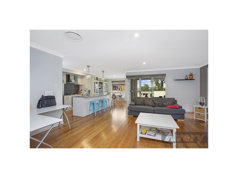 5 Karina Place, Bolton Point NSW 2283