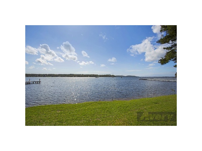 28 Anzac Parade, Toronto NSW 2283