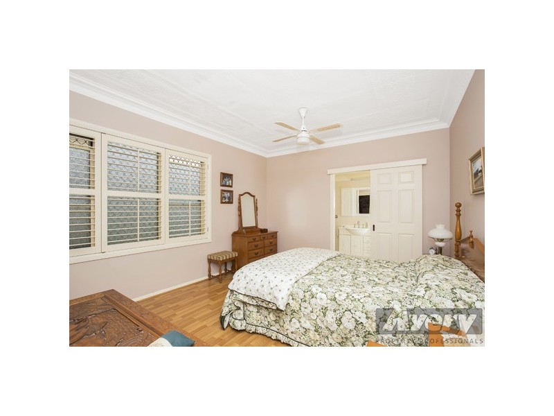 28 Anzac Parade, Toronto NSW 2283