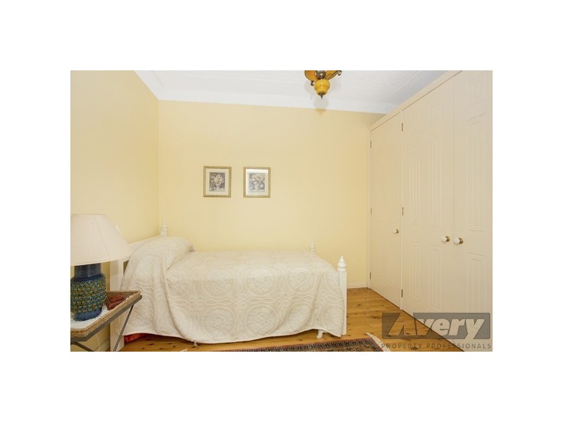 28 Anzac Parade, Toronto NSW 2283