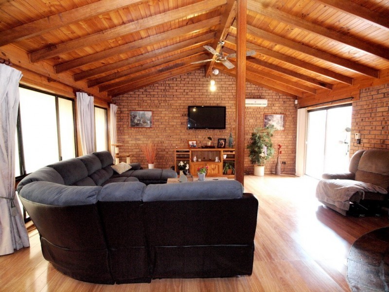 58 Barina Avenue, Kilaben Bay NSW 2283