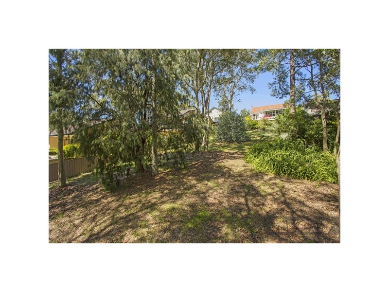 215 Excelsior Parade, Toronto NSW 2283