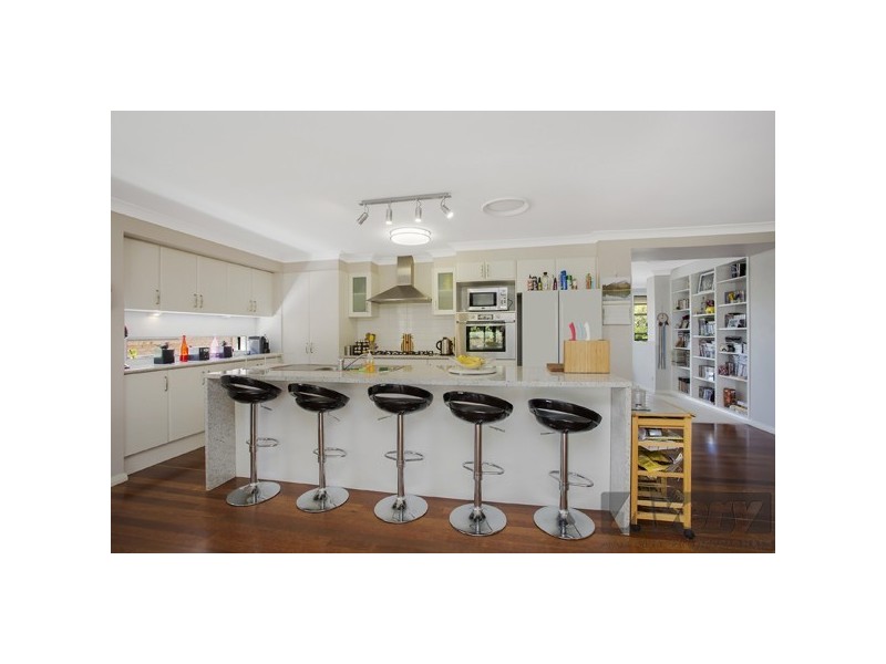 12 Leeward Close, Woodrising NSW 2284