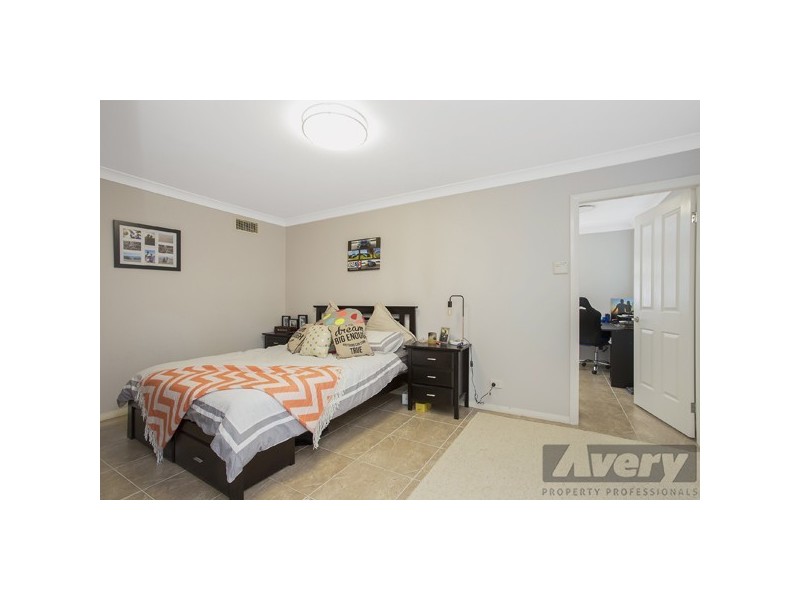 12 Leeward Close, Woodrising NSW 2284