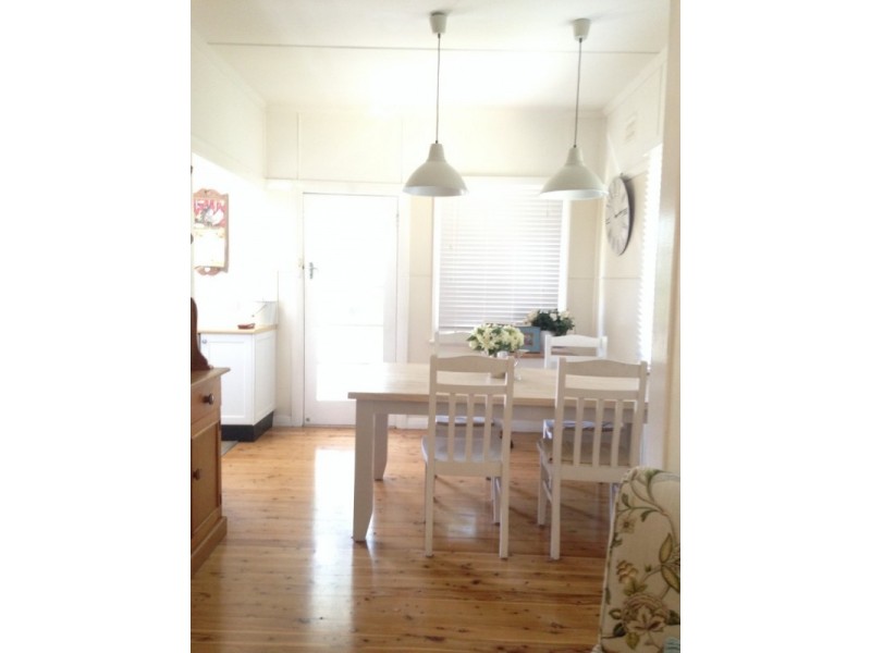 31a Mount Waring Road, Toronto NSW 2283