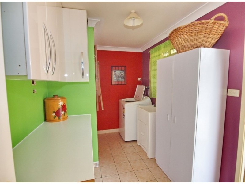 40 Fremantle Drive, Woodrising NSW 2284