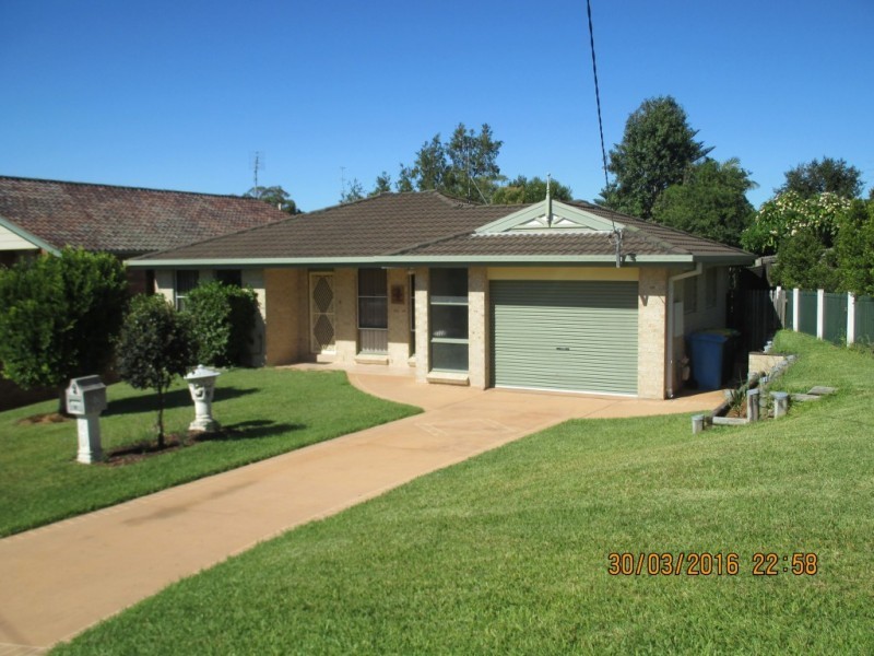 10 Warruga Street, Kilaben Bay NSW 2283