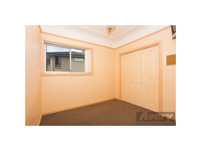 77 Bay Road, Bolton Point NSW 2283