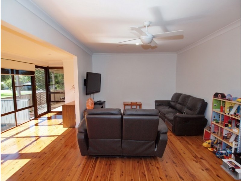 2 Warruga Street, Kilaben Bay NSW 2283