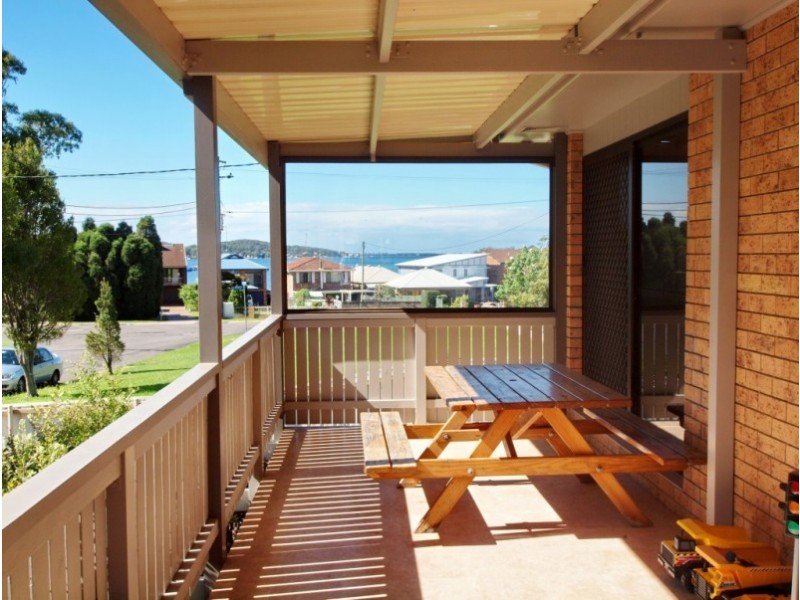 2 Warruga Street, Kilaben Bay NSW 2283