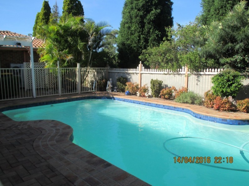 6 Colton Crescent, Lakelands NSW 2282