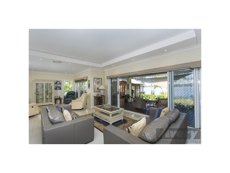 8 Bluewater Avenue, Fassifern NSW 2283