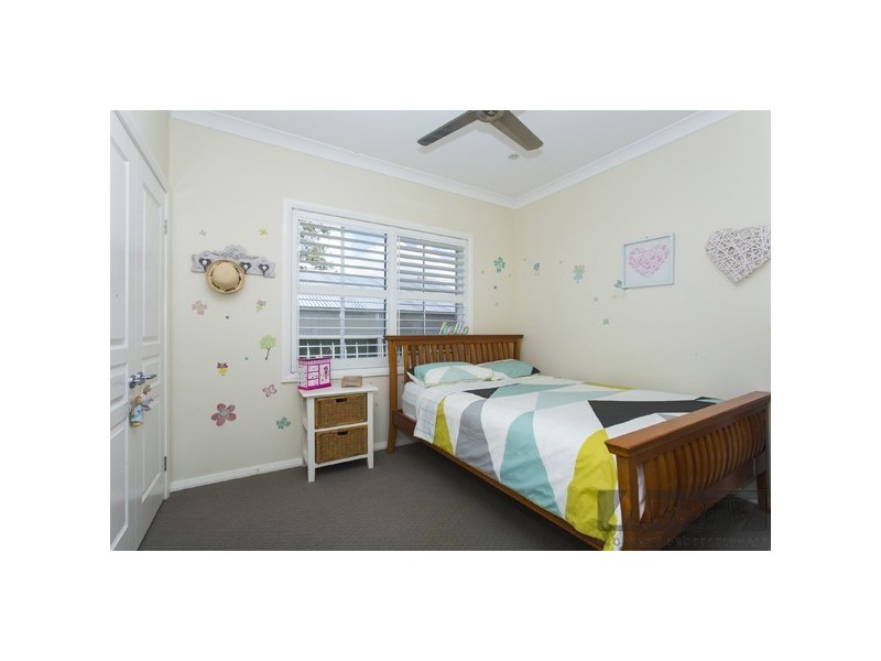 8 Bluewater Avenue, Fassifern NSW 2283