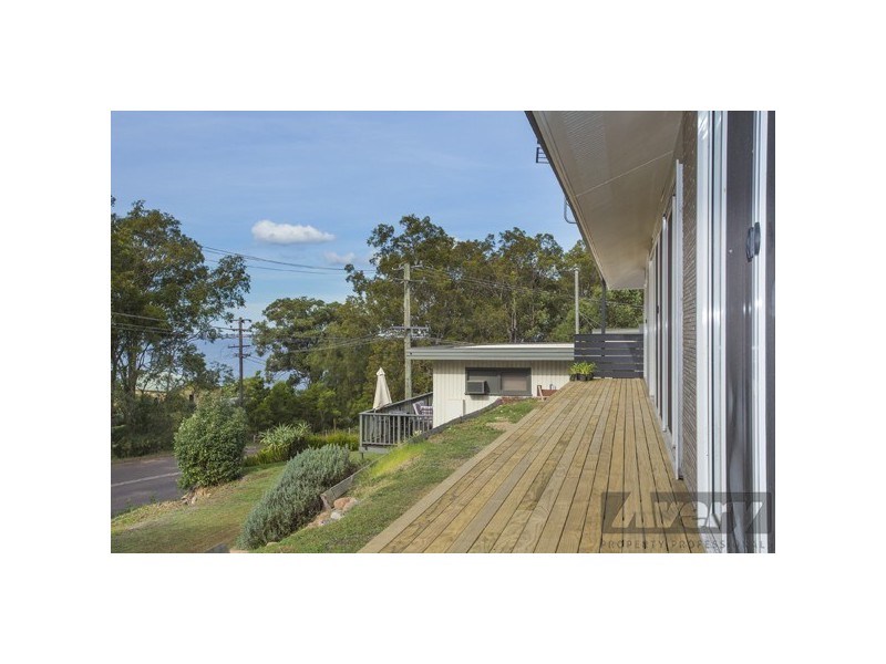 4 The Quarterdeck, Carey Bay NSW 2283
