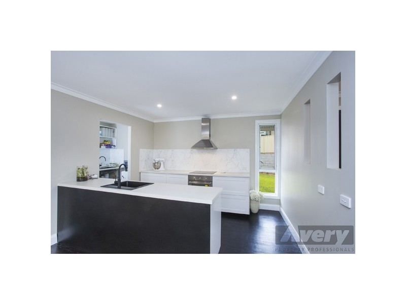 4 The Quarterdeck, Carey Bay NSW 2283