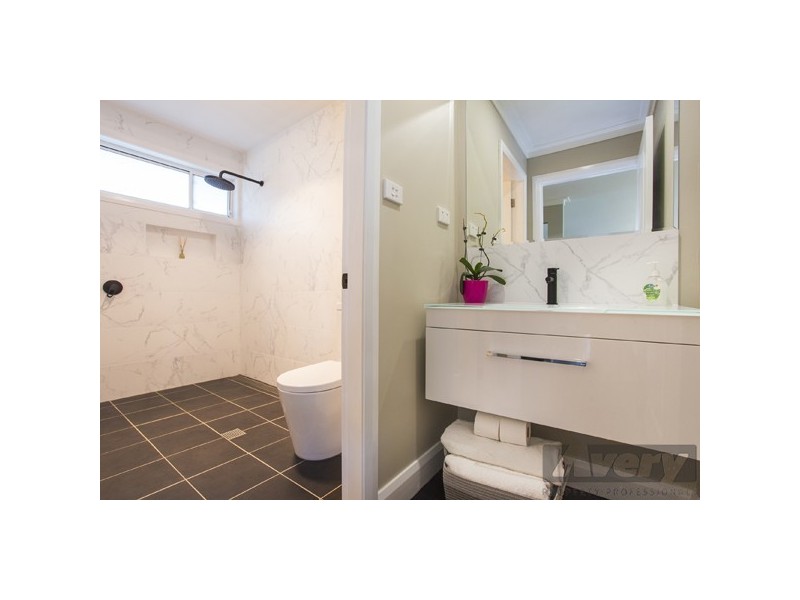 4 The Quarterdeck, Carey Bay NSW 2283