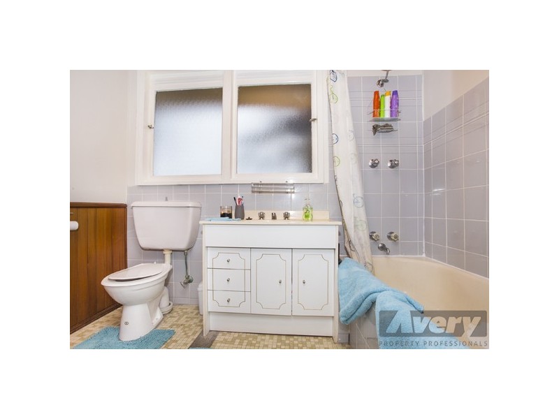 6 Akora Street, Toronto NSW 2283