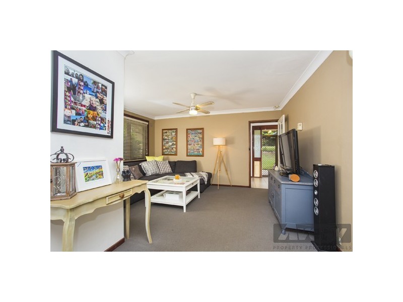 6 Akora Street, Toronto NSW 2283