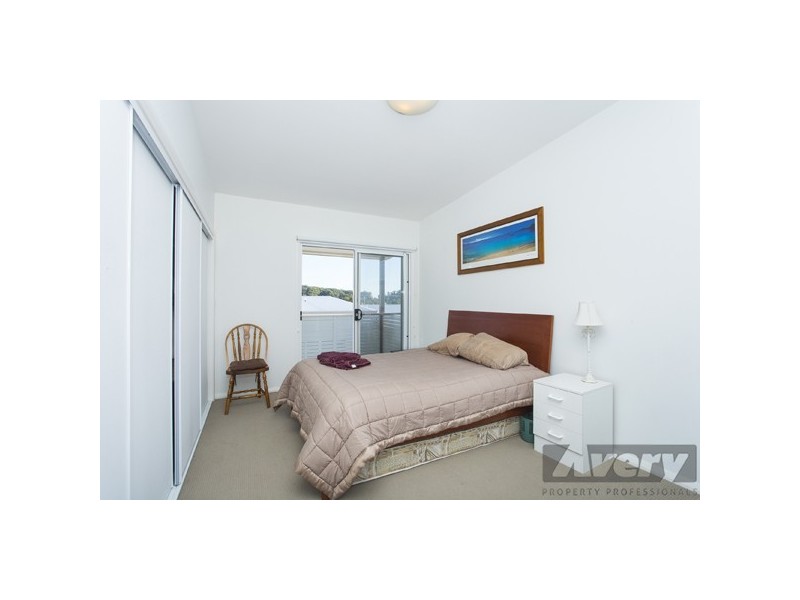 24/4 Crawford Lane, Mount Hutton NSW 2290