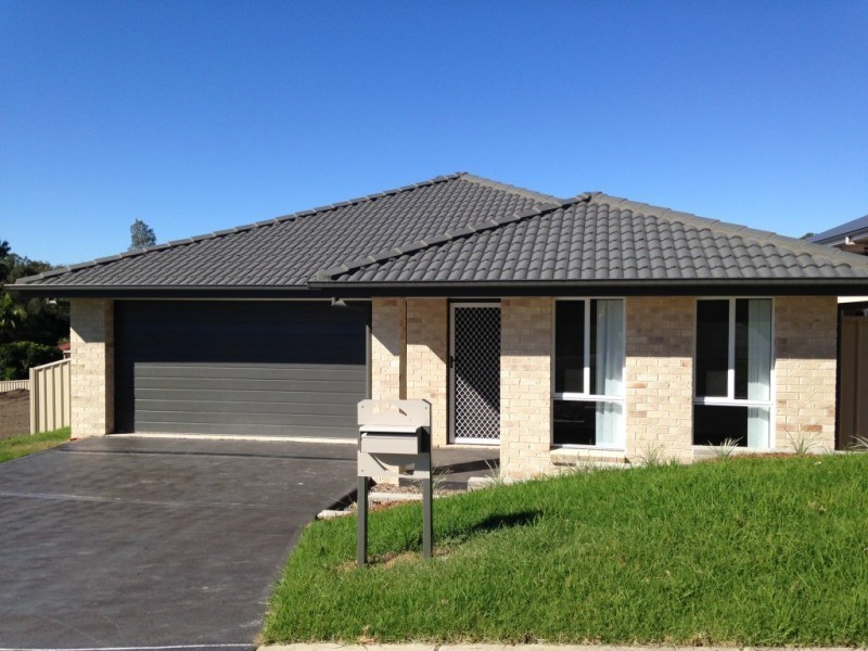 8 Jonquil Close, Toronto NSW 2283