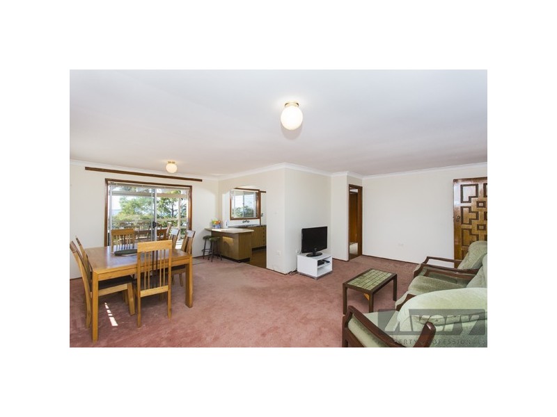 65 Sunlight Parade, Fishing Point NSW 2283