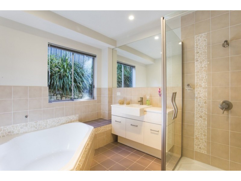 5 Rofe Street, Coal Point NSW 2283