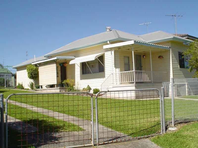 7 Edward STREET, Fennell Bay NSW 2283