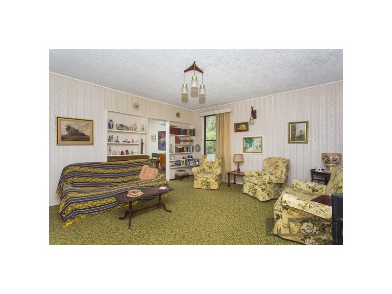 9 Amelia Street, Carey Bay NSW 2283