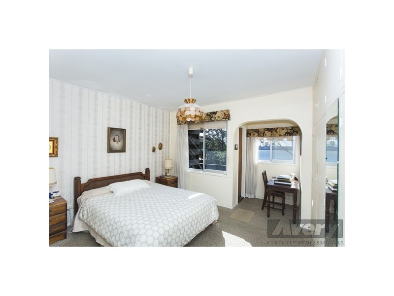 9 Amelia Street, Carey Bay NSW 2283