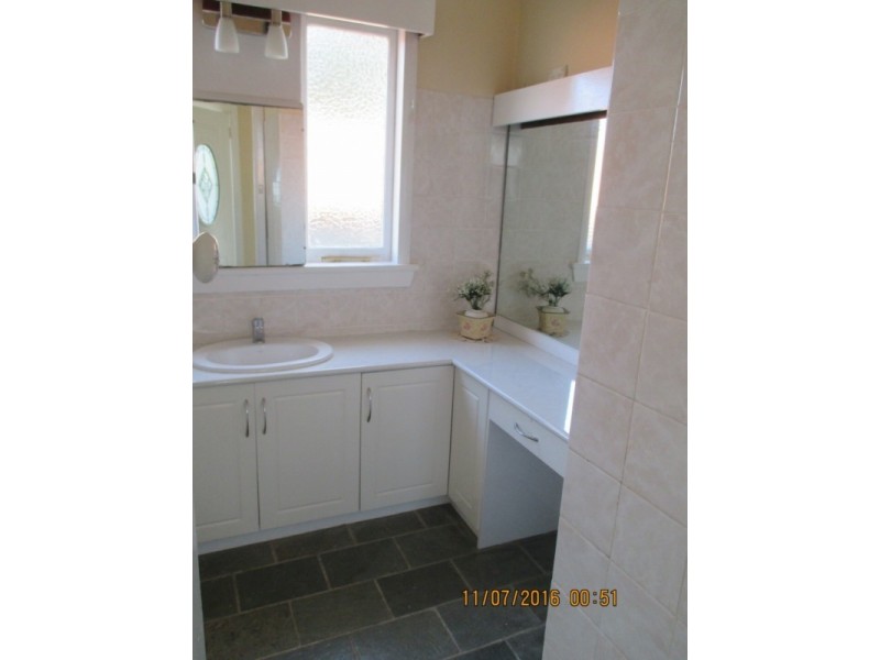 18 Blandford Street, Fennell Bay NSW 2283