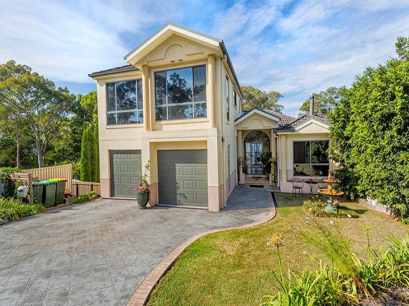 12a Macquarie Street, Bolton Point NSW 2283