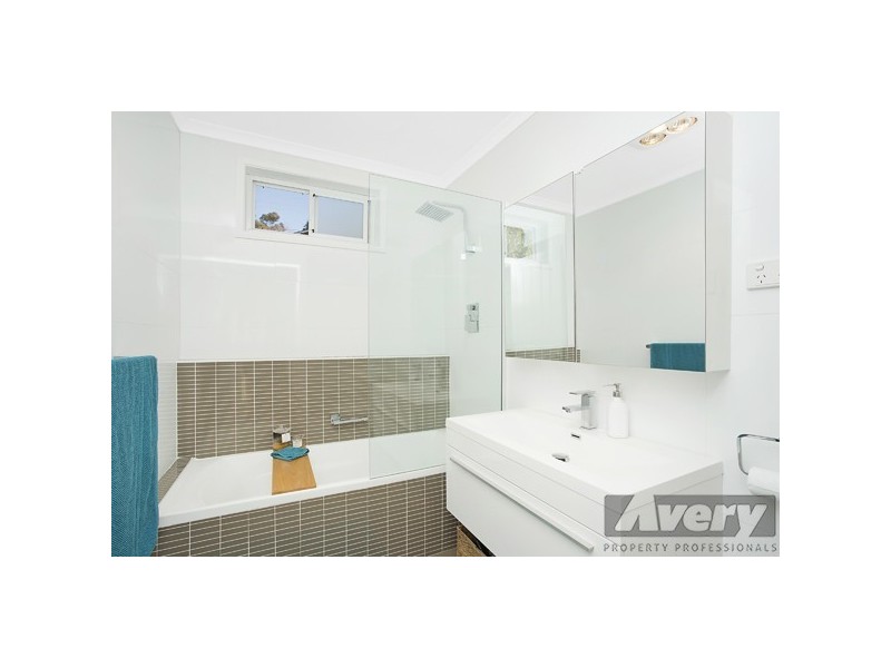 10 Warhurst Avenue, Toronto NSW 2283