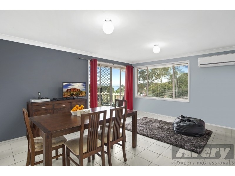 5 Express Circuit, Marmong Point NSW 2284