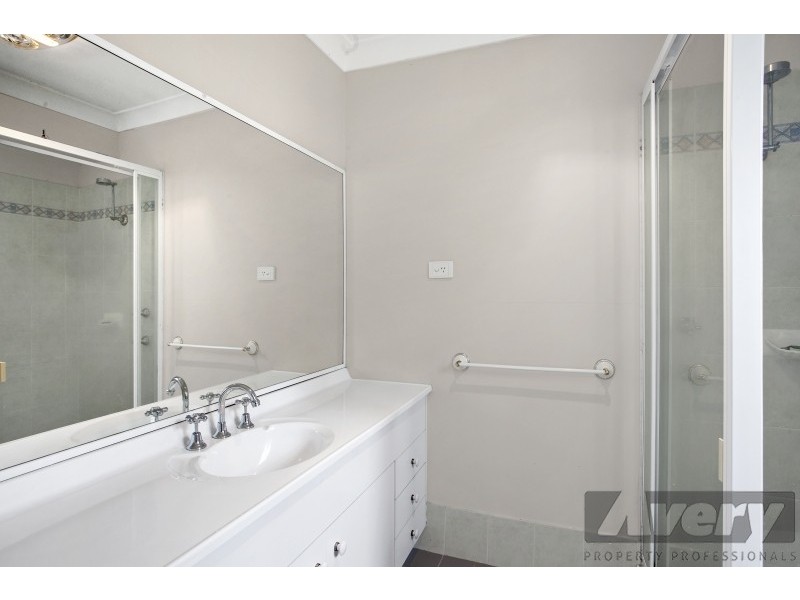 5 Express Circuit, Marmong Point NSW 2284