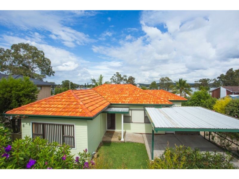 77 Bay Road, Bolton Point NSW 2283