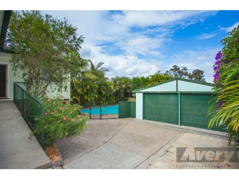 77 Bay Road, Bolton Point NSW 2283
